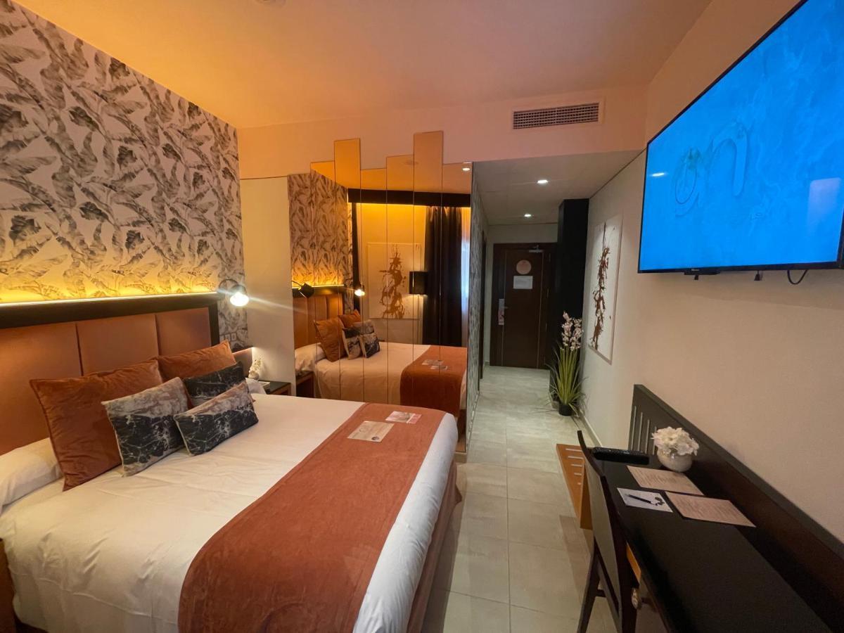On Aleta Room Designed For Adults Almuñécar Extérieur photo