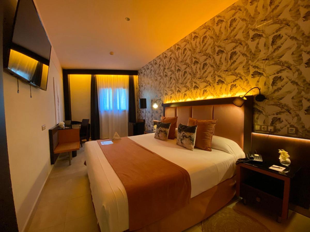 On Aleta Room Designed For Adults Almuñécar Extérieur photo